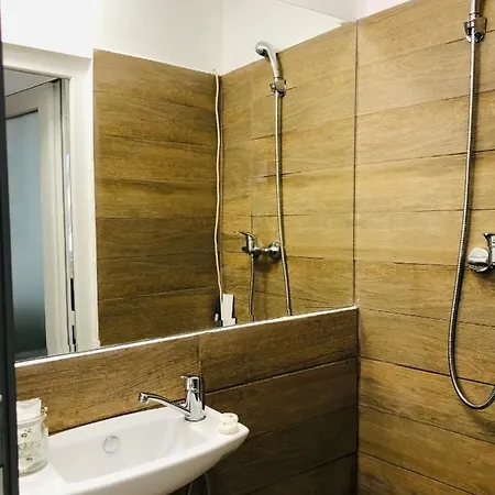 Central Petit Room Brasov Exterior photo